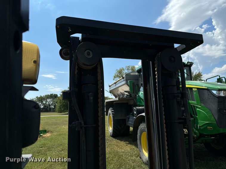 image for item DX1325 Nissan CPQD25HW11A forklift