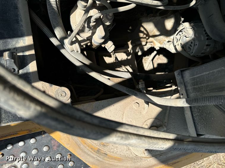 image for item DX1325 Nissan CPQD25HW11A forklift