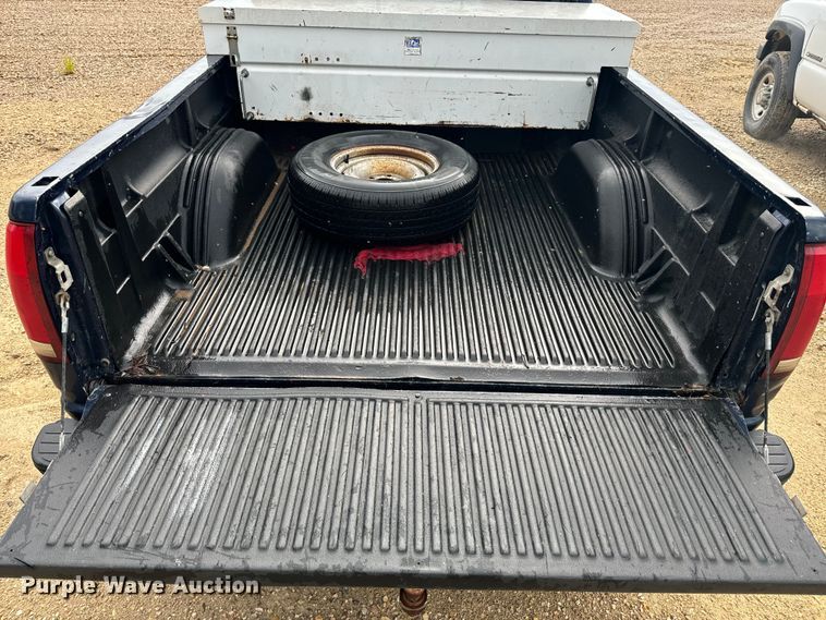 image for item EE7512 1998 Chevrolet  C1500 pickup truck