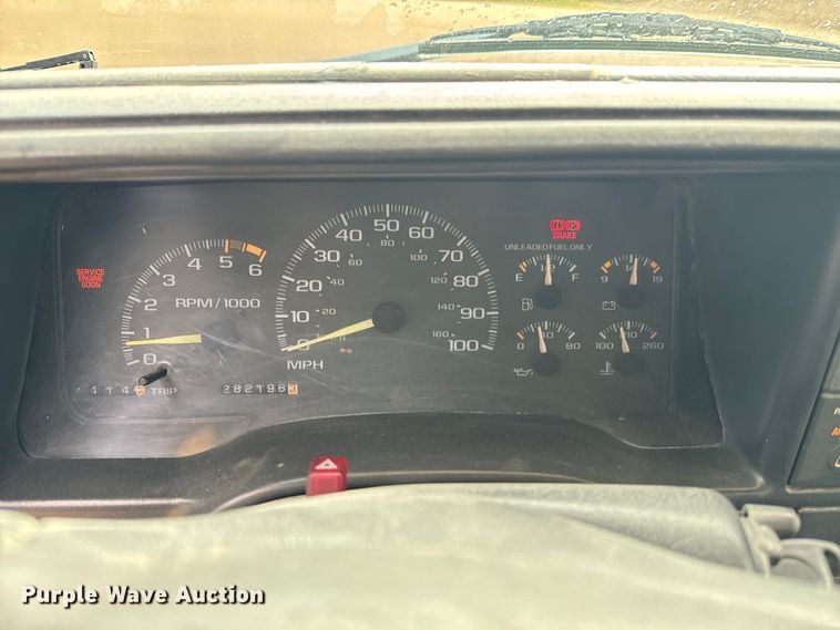 image for item EE7512 1998 Chevrolet  C1500 pickup truck