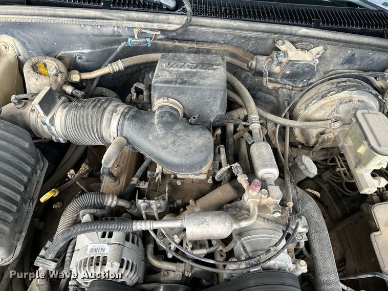 image for item EE7512 1998 Chevrolet  C1500 pickup truck