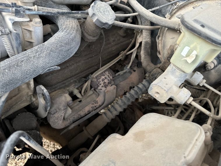 image for item EE7512 1998 Chevrolet  C1500 pickup truck