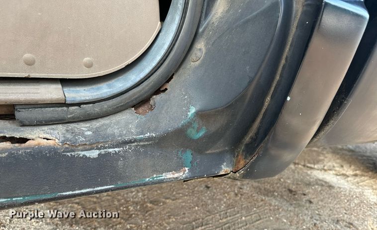 image for item EE7577 1992 Chevrolet  C1500 pickup truck