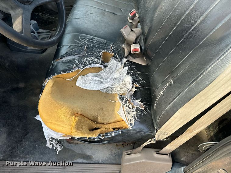 image for item EE7577 1992 Chevrolet  C1500 pickup truck