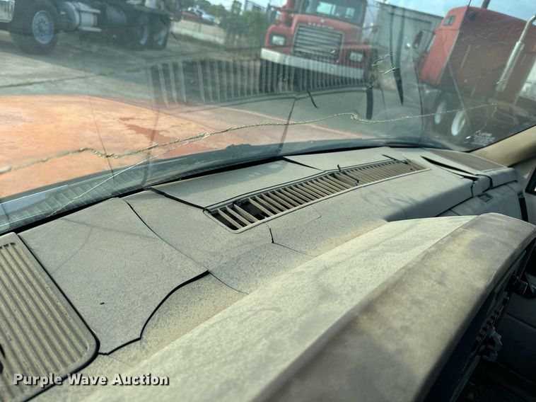 image for item EE7577 1992 Chevrolet  C1500 pickup truck