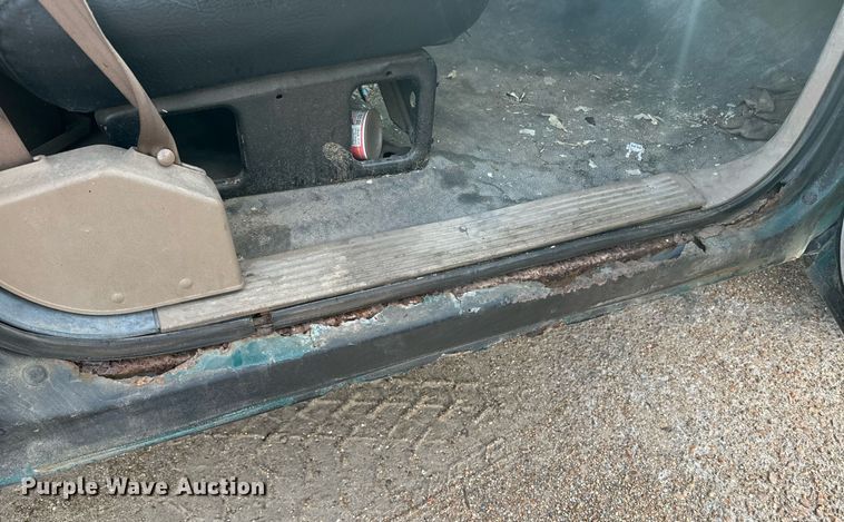 image for item EE7577 1992 Chevrolet  C1500 pickup truck