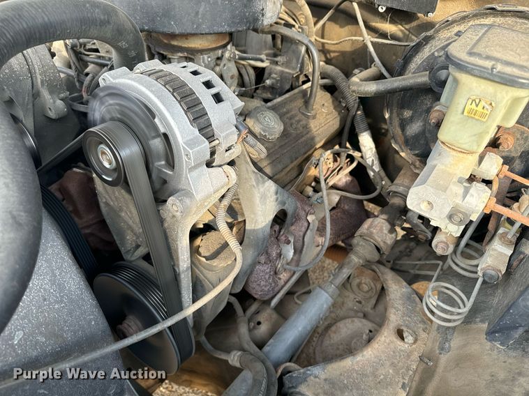 image for item EE7577 1992 Chevrolet  C1500 pickup truck