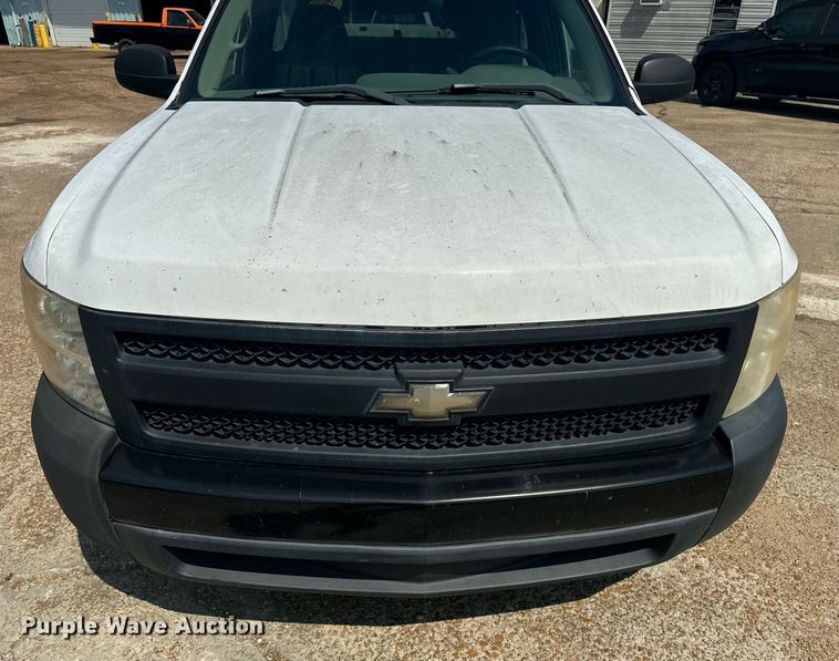 image for item EE7579 2007 Chevrolet Silverado 1500 pickup truck