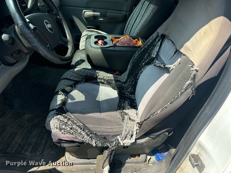 2007 Chevrolet Silverado 1500 pickup truck in Richland, MS Item