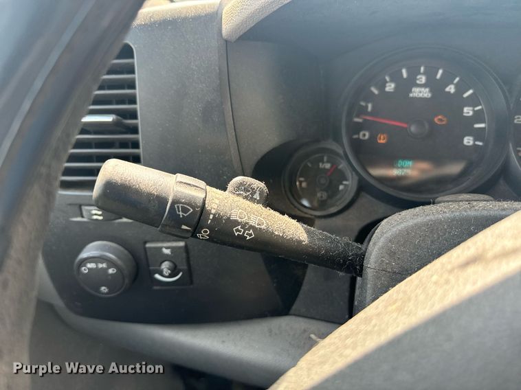 image for item EE7579 2007 Chevrolet Silverado 1500 pickup truck