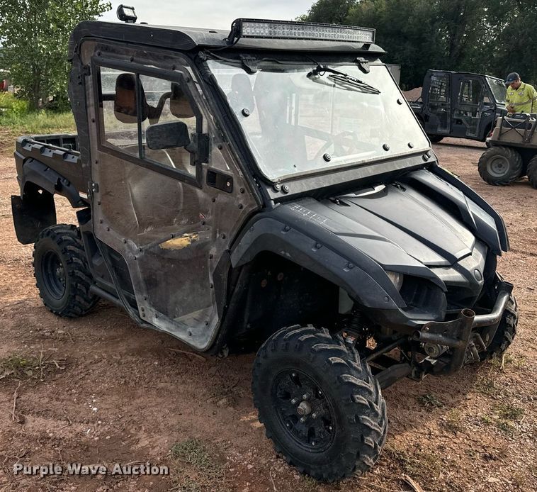 image for item EE7677 2014 Yamaha  Viking utility vehicle
