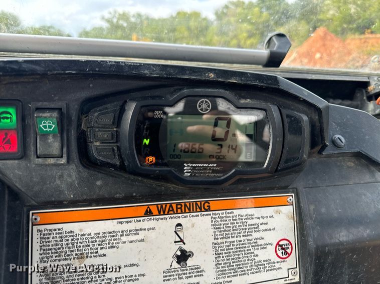 image for item EE7677 2014 Yamaha  Viking utility vehicle