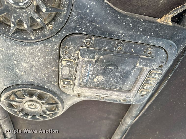 image for item EE7677 2014 Yamaha  Viking utility vehicle