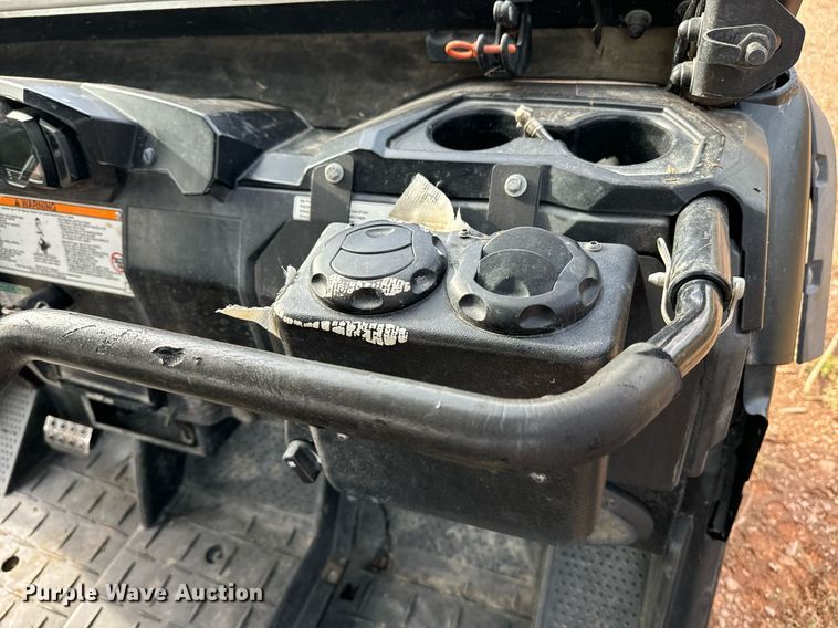 image for item EE7677 2014 Yamaha  Viking utility vehicle