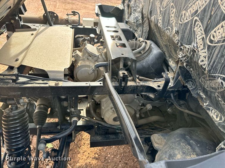 image for item EE7677 2014 Yamaha  Viking utility vehicle