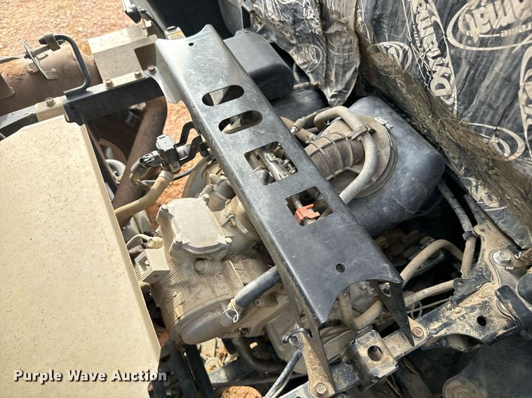 image for item EE7677 2014 Yamaha  Viking utility vehicle