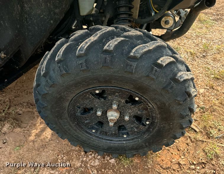 image for item EE7677 2014 Yamaha  Viking utility vehicle