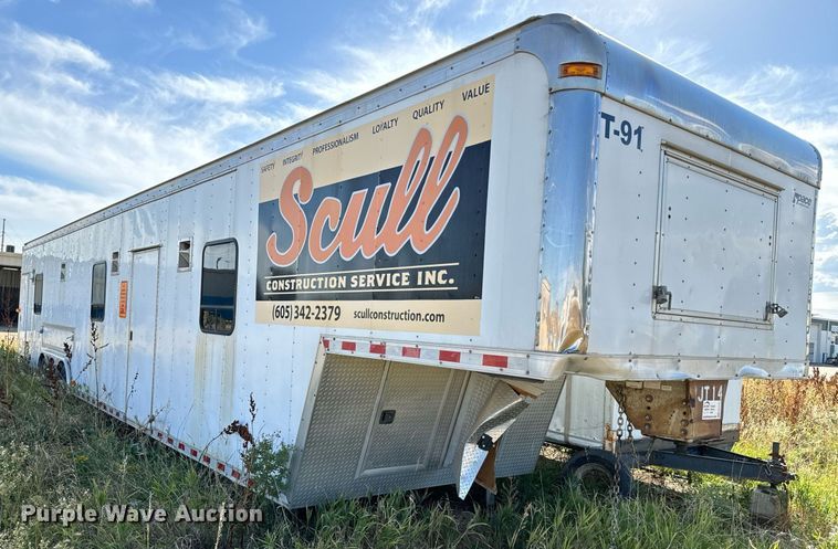 image for item EE7741 2004 Pace American enclosed cargo trailer