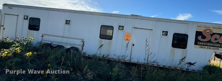 image for item EE7741 2004 Pace American enclosed cargo trailer