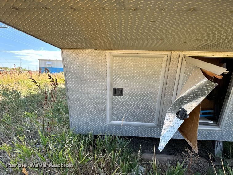 image for item EE7741 2004 Pace American enclosed cargo trailer