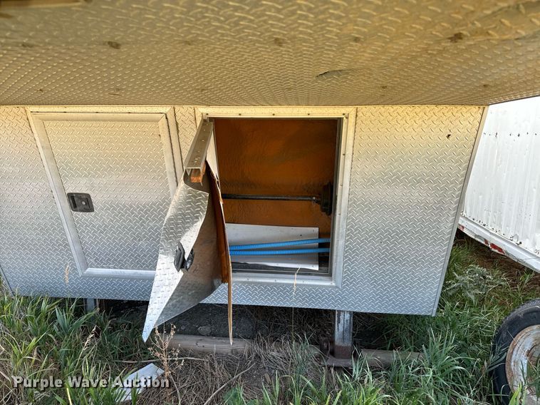 image for item EE7741 2004 Pace American enclosed cargo trailer