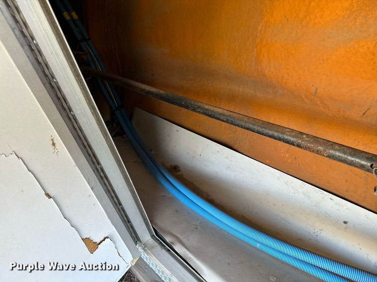 image for item EE7741 2004 Pace American enclosed cargo trailer