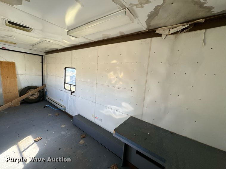 image for item EE7741 2004 Pace American enclosed cargo trailer