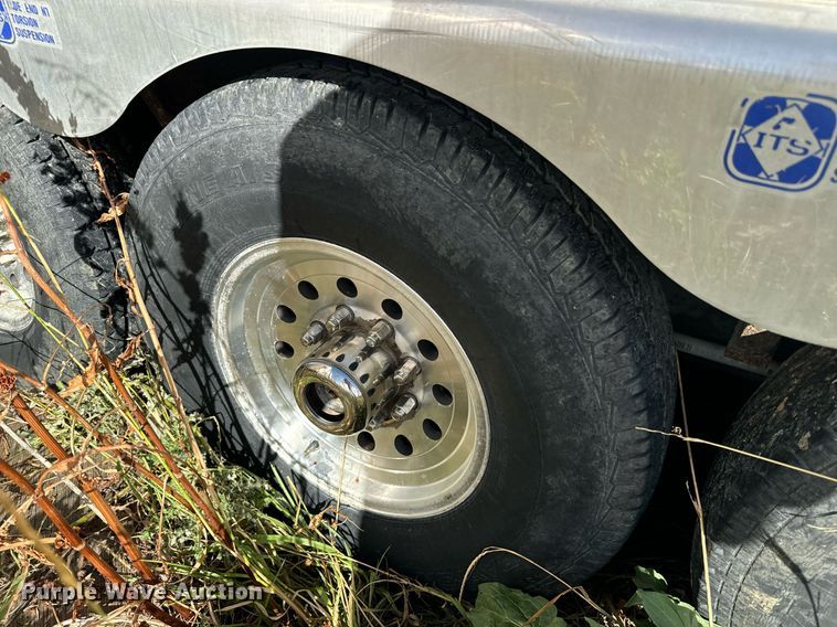 image for item EE7741 2004 Pace American enclosed cargo trailer