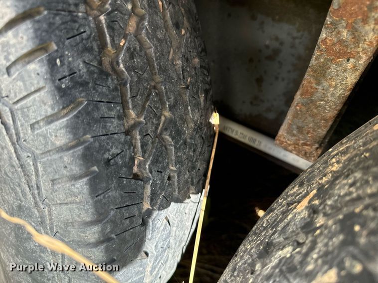 image for item EE7741 2004 Pace American enclosed cargo trailer