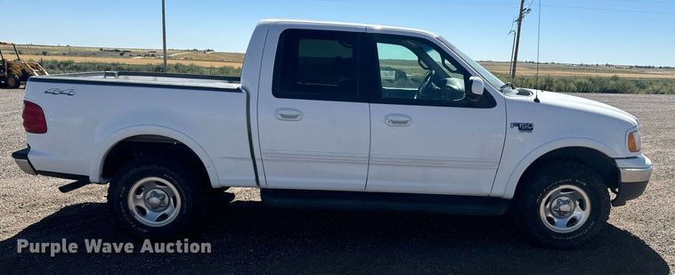 image for item EE7751 2001 Ford F150 XLT SuperCrew pickup truck