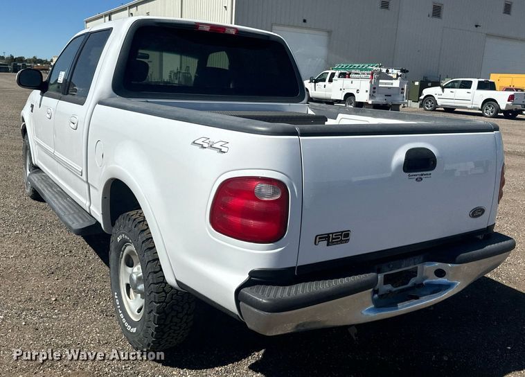 image for item EE7751 2001 Ford F150 XLT SuperCrew pickup truck