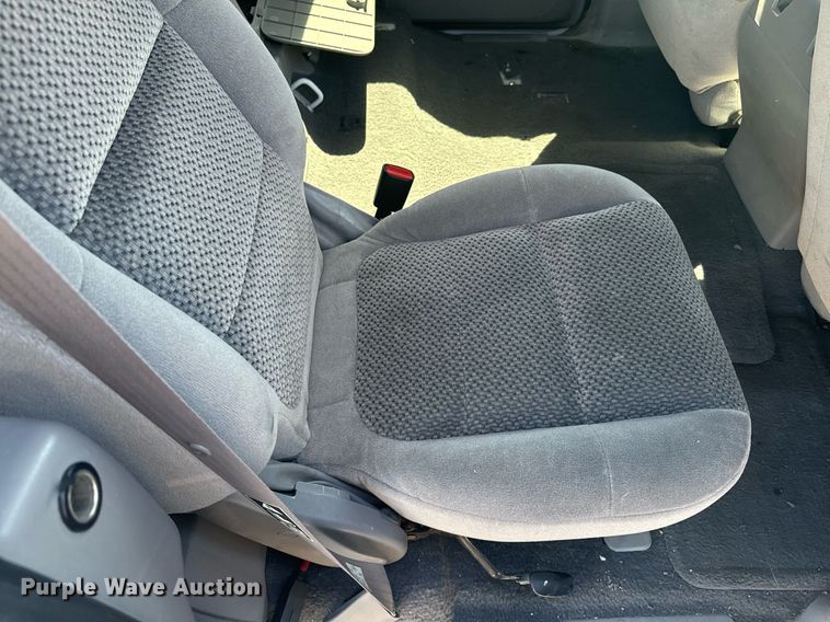 image for item EE7751 2001 Ford F150 XLT SuperCrew pickup truck