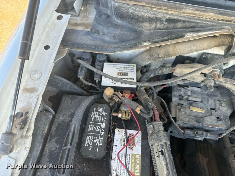 image for item EE7751 2001 Ford F150 XLT SuperCrew pickup truck