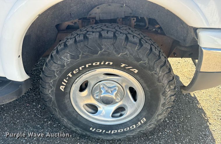 image for item EE7751 2001 Ford F150 XLT SuperCrew pickup truck