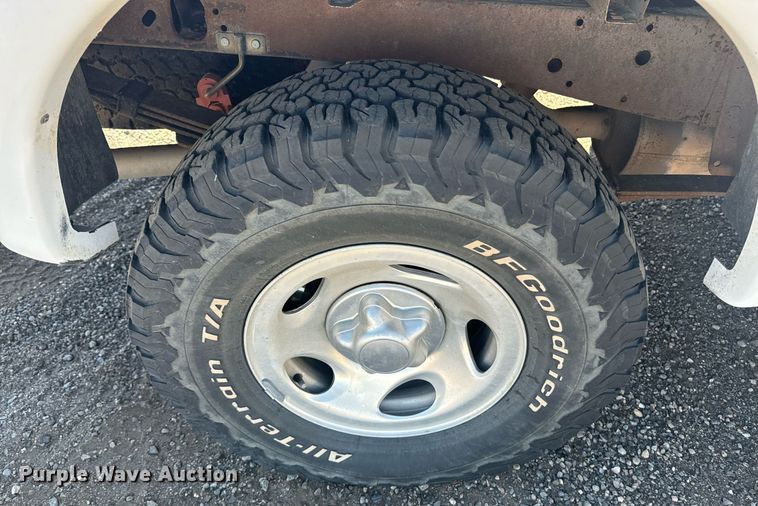 image for item EE7751 2001 Ford F150 XLT SuperCrew pickup truck