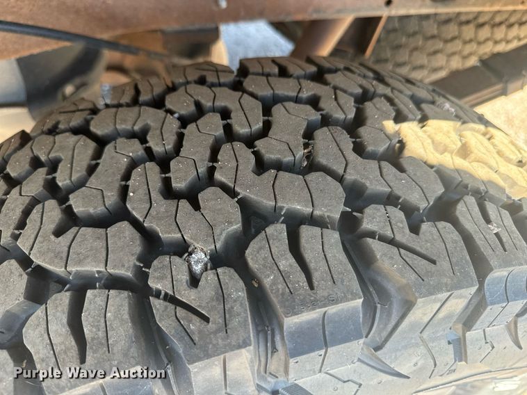 image for item EE7751 2001 Ford F150 XLT SuperCrew pickup truck