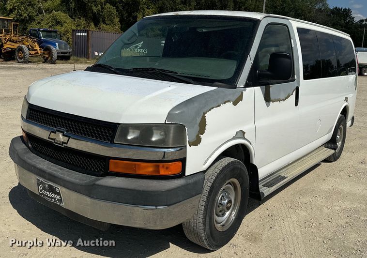 image for item EE7757 2009 Chevrolet  Express 3500 van