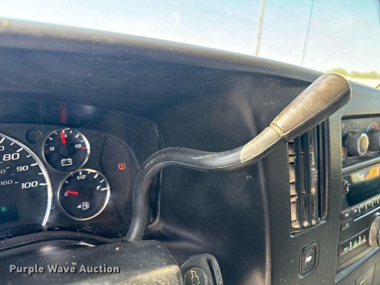 image for item EE7757 2009 Chevrolet  Express 3500 van