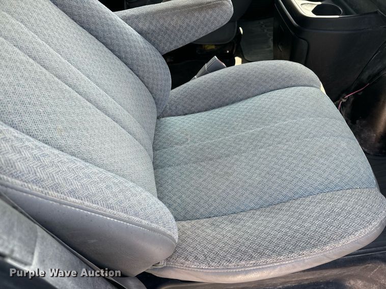 image for item EE7757 2009 Chevrolet  Express 3500 van