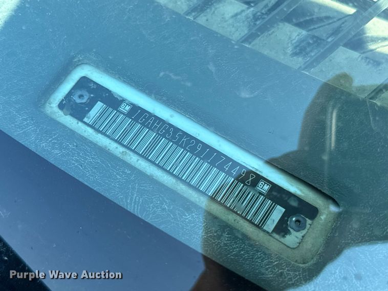 image for item EE7757 2009 Chevrolet  Express 3500 van