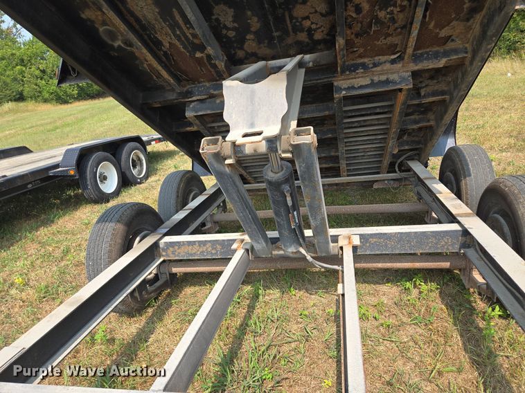 image for item EE8499 2018 Load Trail  dump trailer