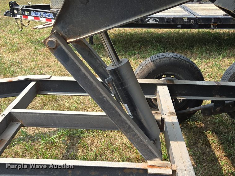 image for item EE8499 2018 Load Trail  dump trailer