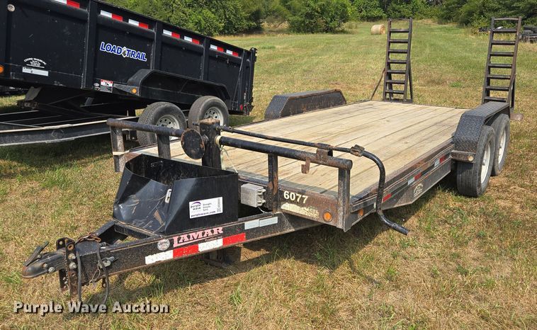 image for item EE8500 2011 Lamar  Carhauler equipment trailer