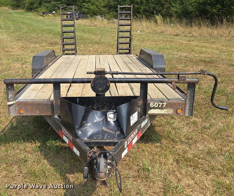 image for item EE8500 2011 Lamar  Carhauler equipment trailer