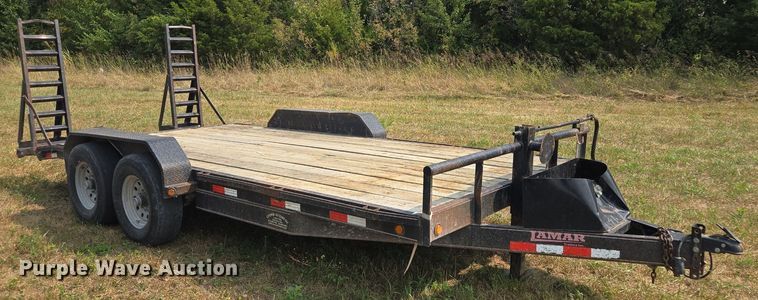 image for item EE8500 2011 Lamar  Carhauler equipment trailer