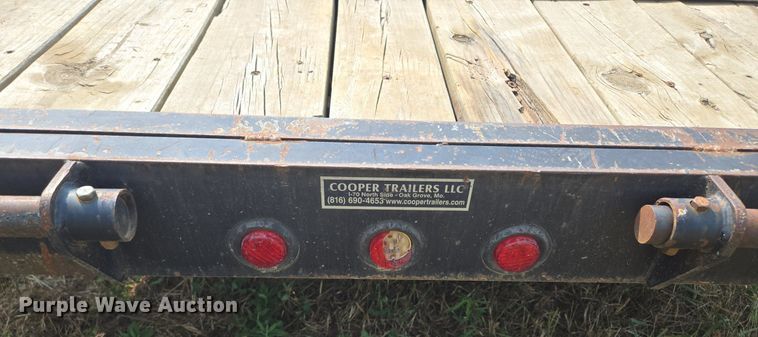 image for item EE8500 2011 Lamar  Carhauler equipment trailer