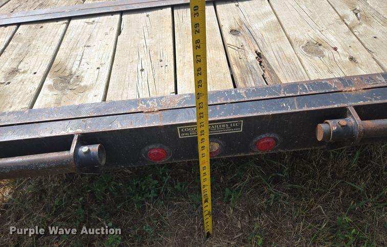 image for item EE8500 2011 Lamar  Carhauler equipment trailer