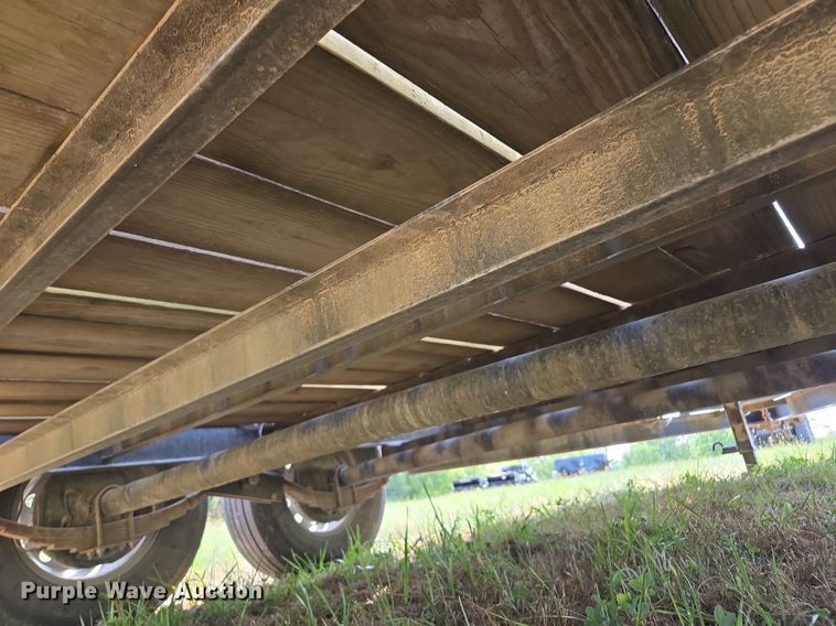 image for item EE8500 2011 Lamar  Carhauler equipment trailer