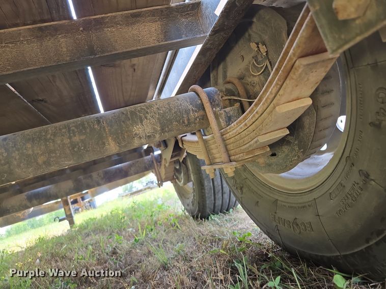 image for item EE8500 2011 Lamar  Carhauler equipment trailer