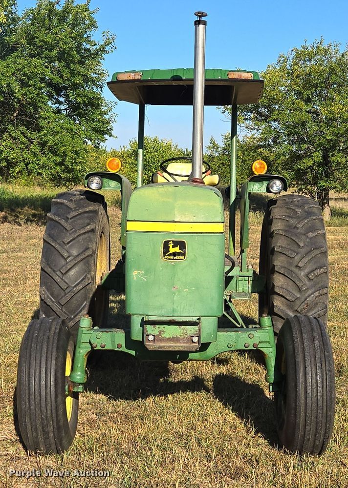 image for item EE8504 1978 John Deere  2840 tractor